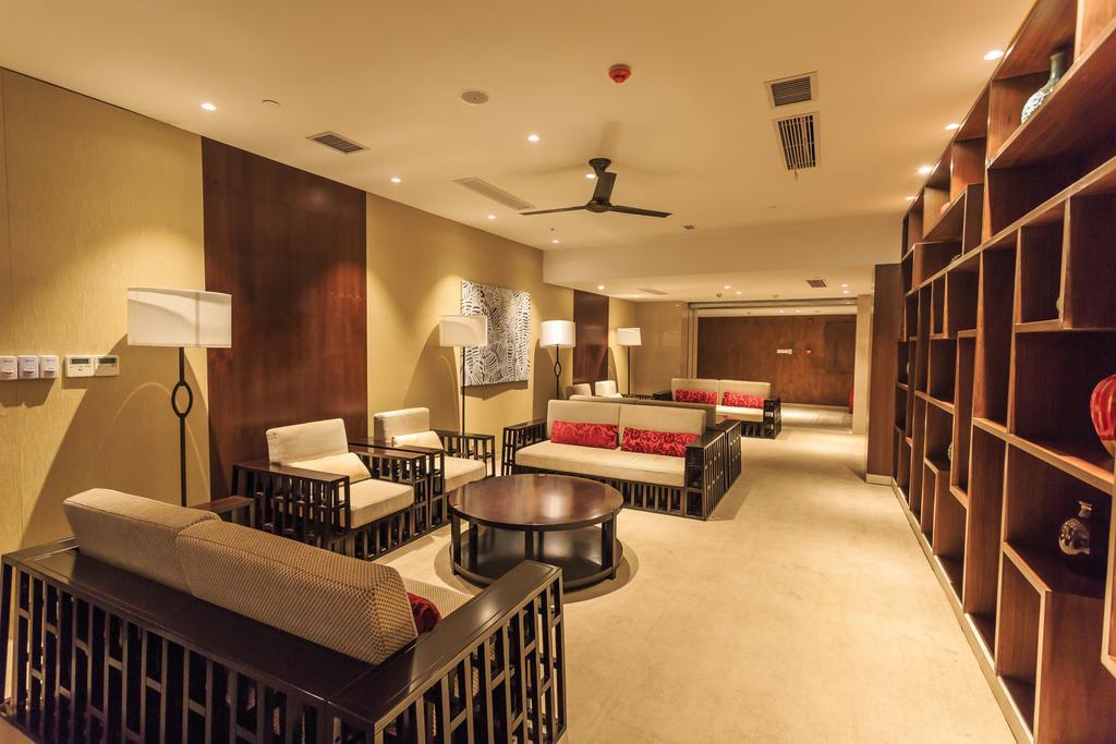 Aloha Oceanfront Suite Resort Lingshui (Hainan) Exterior photo