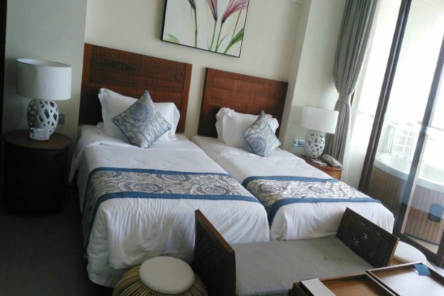 Aloha Oceanfront Suite Resort Lingshui (Hainan) Exterior photo